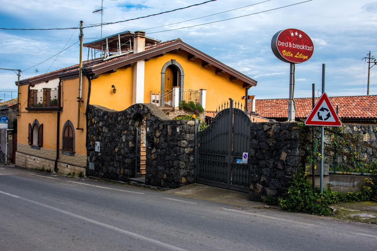 B&B Villa Liliya Fiumefreddo di Sicilia Exteriör bild